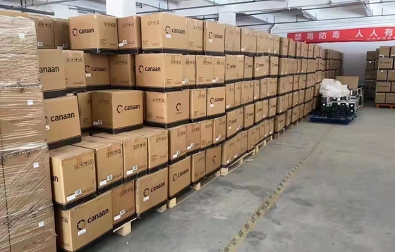 Canaan Used Bitcoin Miner Used Avalon 1166 pro 81T 42W por T para minar Bitcoin